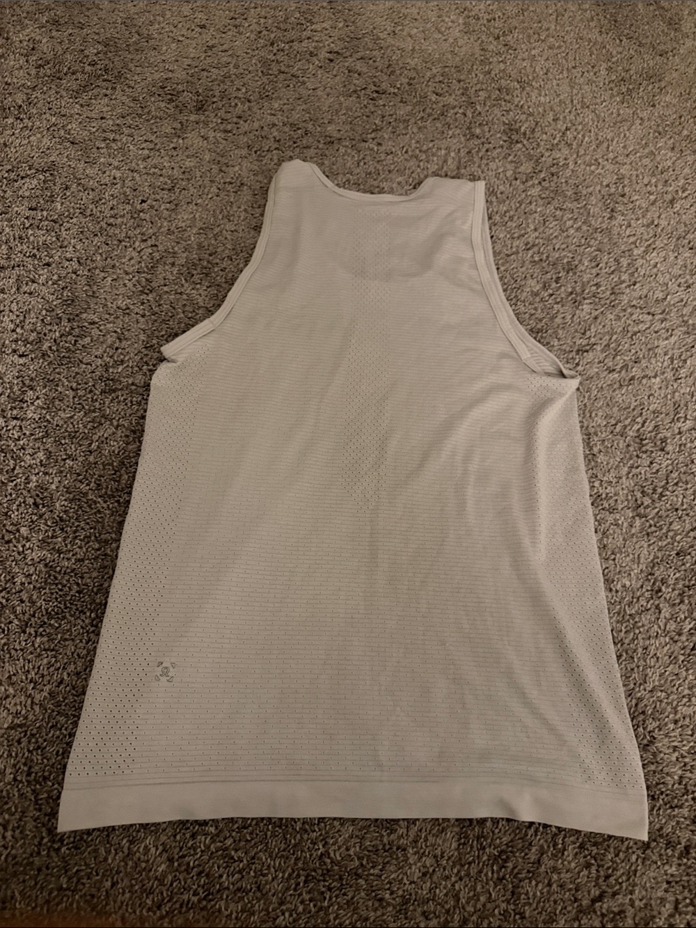 Lululemon - Picture 3 of 4